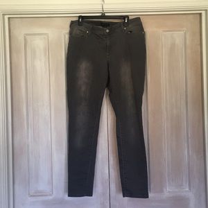 Women’s Grey Wash Skinny Jeans